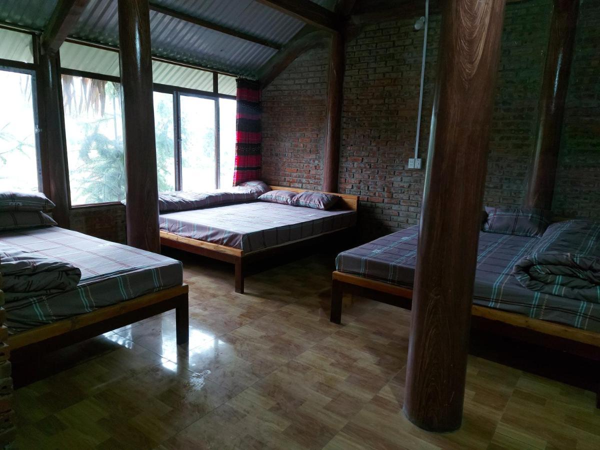 Flower Hmong Homestay Bac Ha  Luaran gambar
