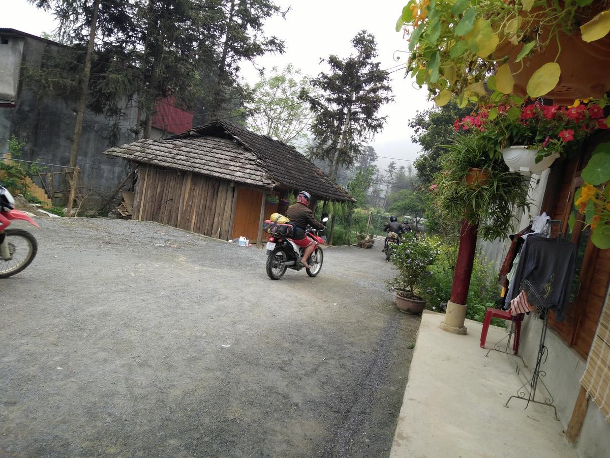 Flower Hmong Homestay Bac Ha  Luaran gambar